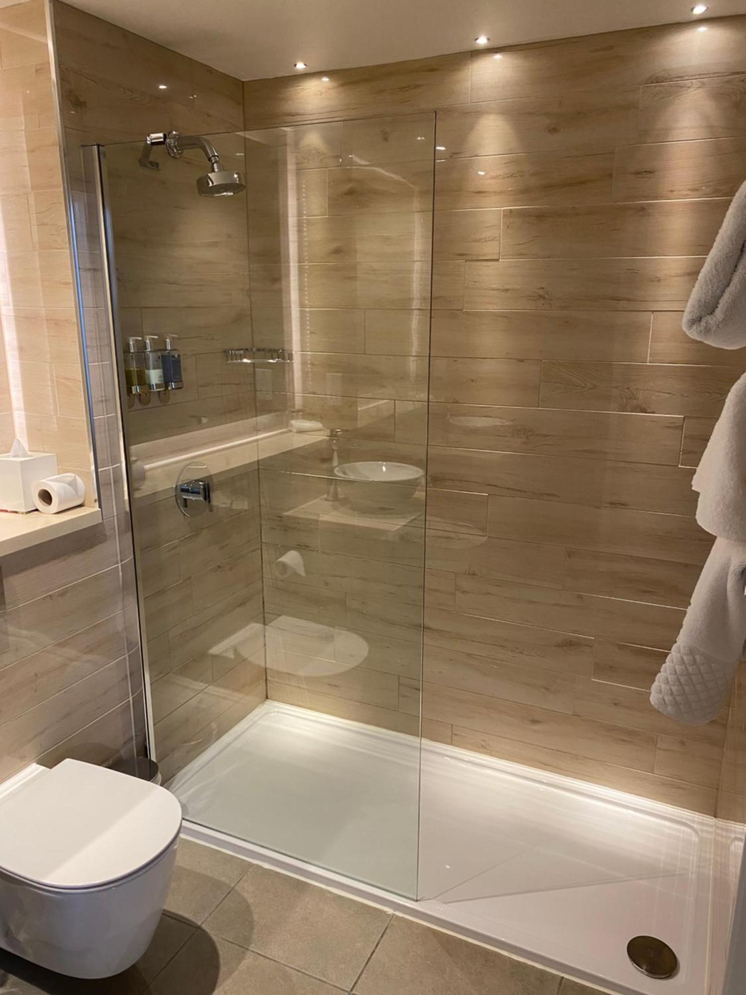315 Bar&Restaurant Hotel Huddersfield Bagian luar foto