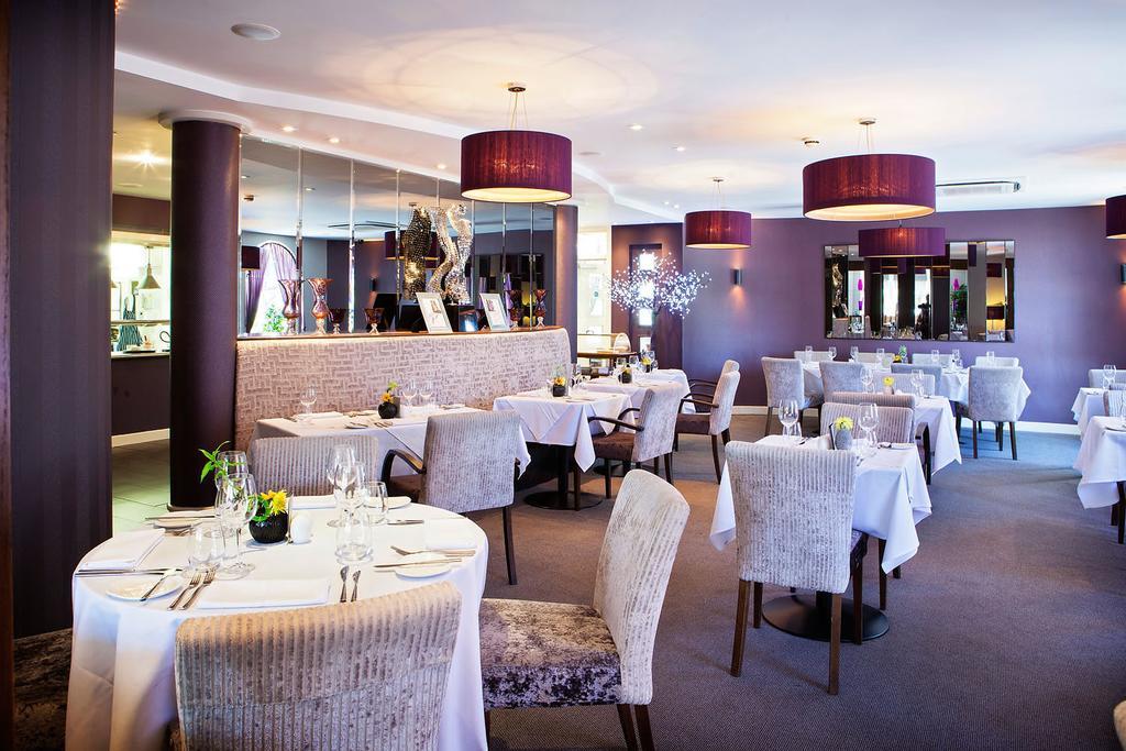315 Bar&Restaurant Hotel Huddersfield Bagian luar foto